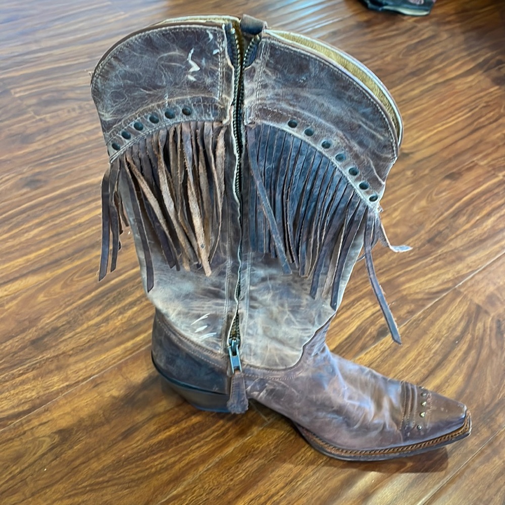Worn twice! Tony Lama Fringe Cowboy Boots